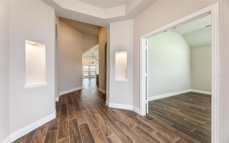 1304 Lancaster Drive, McKinney, TX 75071, 4 Bedrooms Bedrooms, ,3 BathroomsBathrooms,Residential,For Sale,1304 Lancaster Drive,20969814