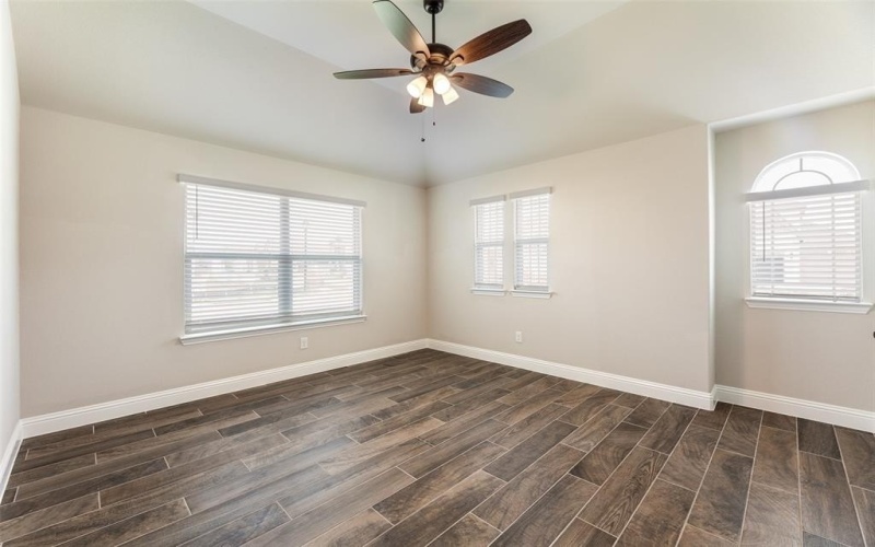 1304 Lancaster Drive, McKinney, TX 75071, 4 Bedrooms Bedrooms, ,3 BathroomsBathrooms,Residential,For Sale,1304 Lancaster Drive,20969814