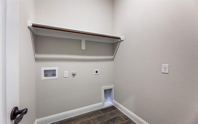 1304 Lancaster Drive, McKinney, TX 75071, 4 Bedrooms Bedrooms, ,3 BathroomsBathrooms,Residential,For Sale,1304 Lancaster Drive,20969814