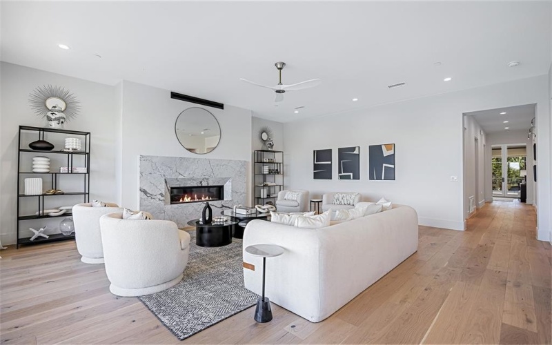 350 O Connor Ridge Boulevard #12, Irving, TX 75038, 3 Bedrooms Bedrooms, ,3 BathroomsBathrooms,Residential,For Sale,350 O Connor Ridge Boulevard,20969849