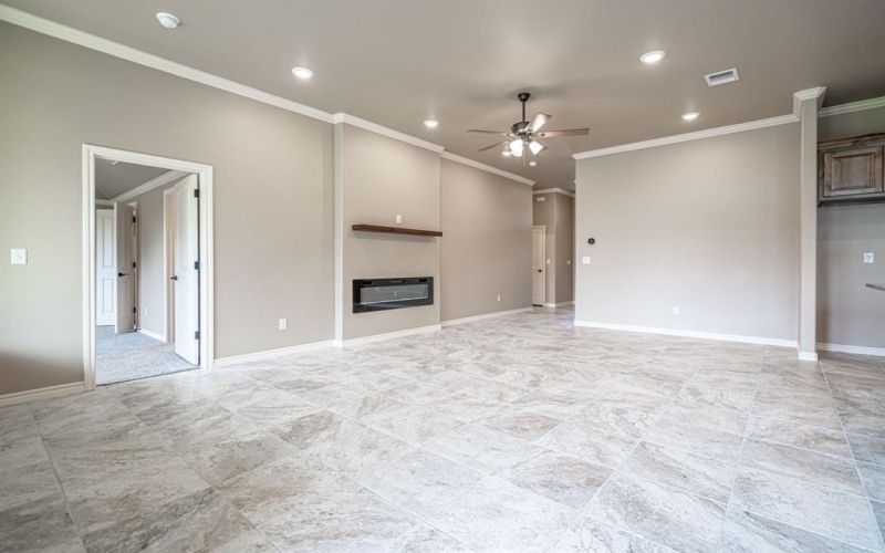 2600 Creek Drive, Granbury, TX 76048, 3 Bedrooms Bedrooms, ,2 BathroomsBathrooms,Residential,For Sale,2600 Creek Drive,20969878