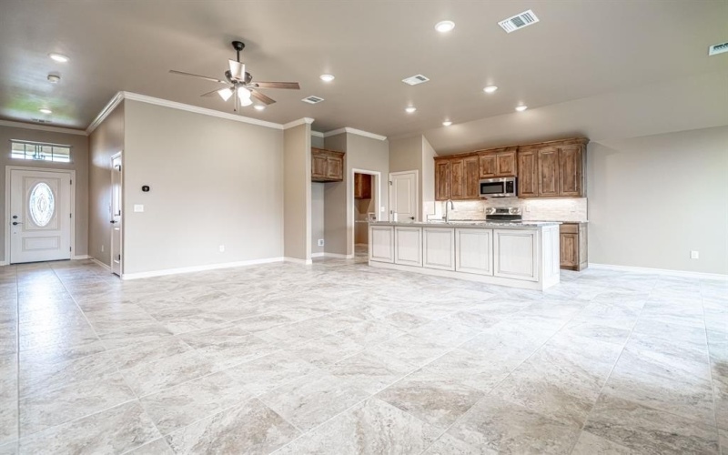 2600 Creek Drive, Granbury, TX 76048, 3 Bedrooms Bedrooms, ,2 BathroomsBathrooms,Residential,For Sale,2600 Creek Drive,20969878