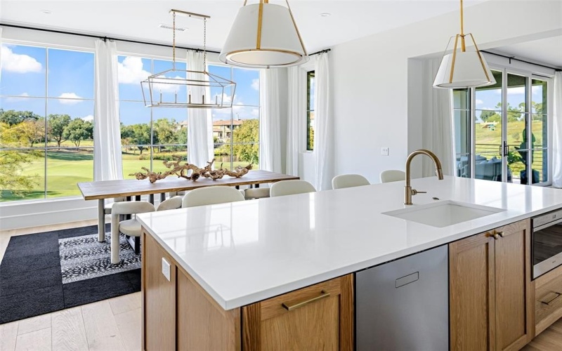 350 N O Connor Ridge Boulevard #14, Irving, TX 75038, 4 Bedrooms Bedrooms, ,3 BathroomsBathrooms,Residential,For Sale,350 N O Connor Ridge Boulevard,20969919