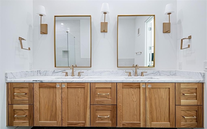 350 N O Connor Ridge Boulevard #14, Irving, TX 75038, 4 Bedrooms Bedrooms, ,3 BathroomsBathrooms,Residential,For Sale,350 N O Connor Ridge Boulevard,20969919