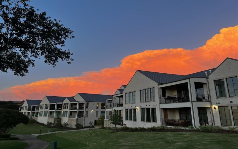 350 N O Connor Ridge Boulevard #14, Irving, TX 75038, 4 Bedrooms Bedrooms, ,3 BathroomsBathrooms,Residential,For Sale,350 N O Connor Ridge Boulevard,20969919