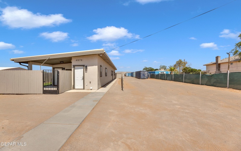 4878 Krag Street, El Paso, TX 79938, ,Residential Multi Family,En Venta,4878 Krag Street,924619