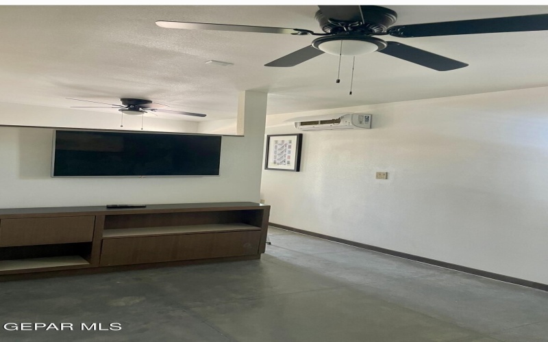 4878 Krag Street, El Paso, TX 79938, ,Residential Multi Family,En Venta,4878 Krag Street,924619