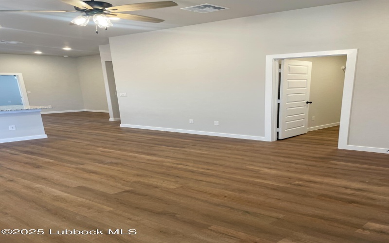 2312 134th Street, Lubbock, TX 79423, 3 Bedrooms Bedrooms, ,2 BathroomsBathrooms,Residential Lease,For Rent,2312 134th Street,202556325