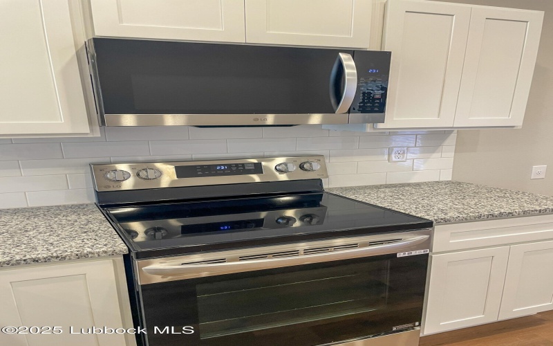 2312 134th Street, Lubbock, TX 79423, 3 Bedrooms Bedrooms, ,2 BathroomsBathrooms,Residential Lease,For Rent,2312 134th Street,202556325