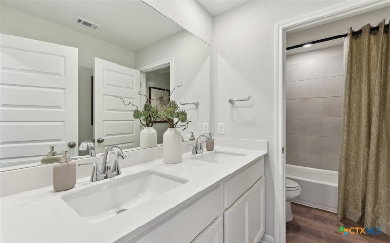 140 Cutleaf Cove, San Marcos, TX 78666, 4 Bedrooms Bedrooms, ,2 BathroomsBathrooms,Residential,For Sale,140 Cutleaf Cove,583483