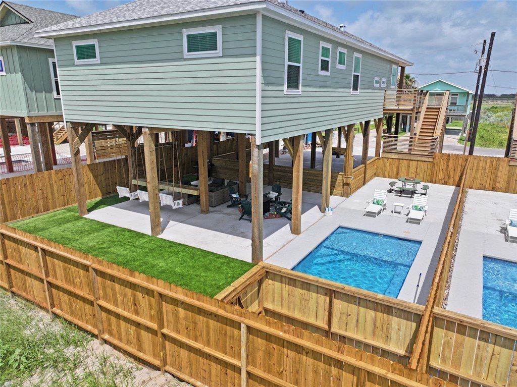 1911 Eskridge Road, Port Aransas, TX 78373, 4 Habitaciones Habitaciones , ,5 BañosBaños,Residential,En Venta,1911 Eskridge Road,460592