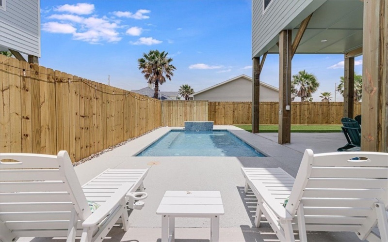 1911 Eskridge Road, Port Aransas, TX 78373, 4 Habitaciones Habitaciones , ,5 BañosBaños,Residential,En Venta,1911 Eskridge Road,460592