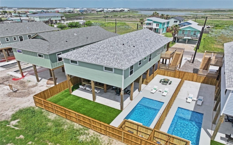 1911 Eskridge Road, Port Aransas, TX 78373, 4 Habitaciones Habitaciones , ,5 BañosBaños,Residential,En Venta,1911 Eskridge Road,460592