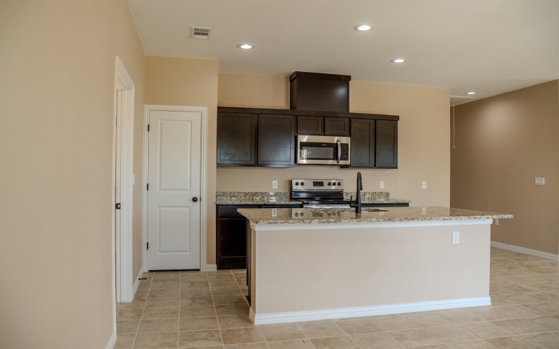 1875 Greenwood Lane, Kingsland, TX 78639, 3 Bedrooms Bedrooms, ,2 BathroomsBathrooms,Residential,For Sale,1875 Greenwood Lane,173863
