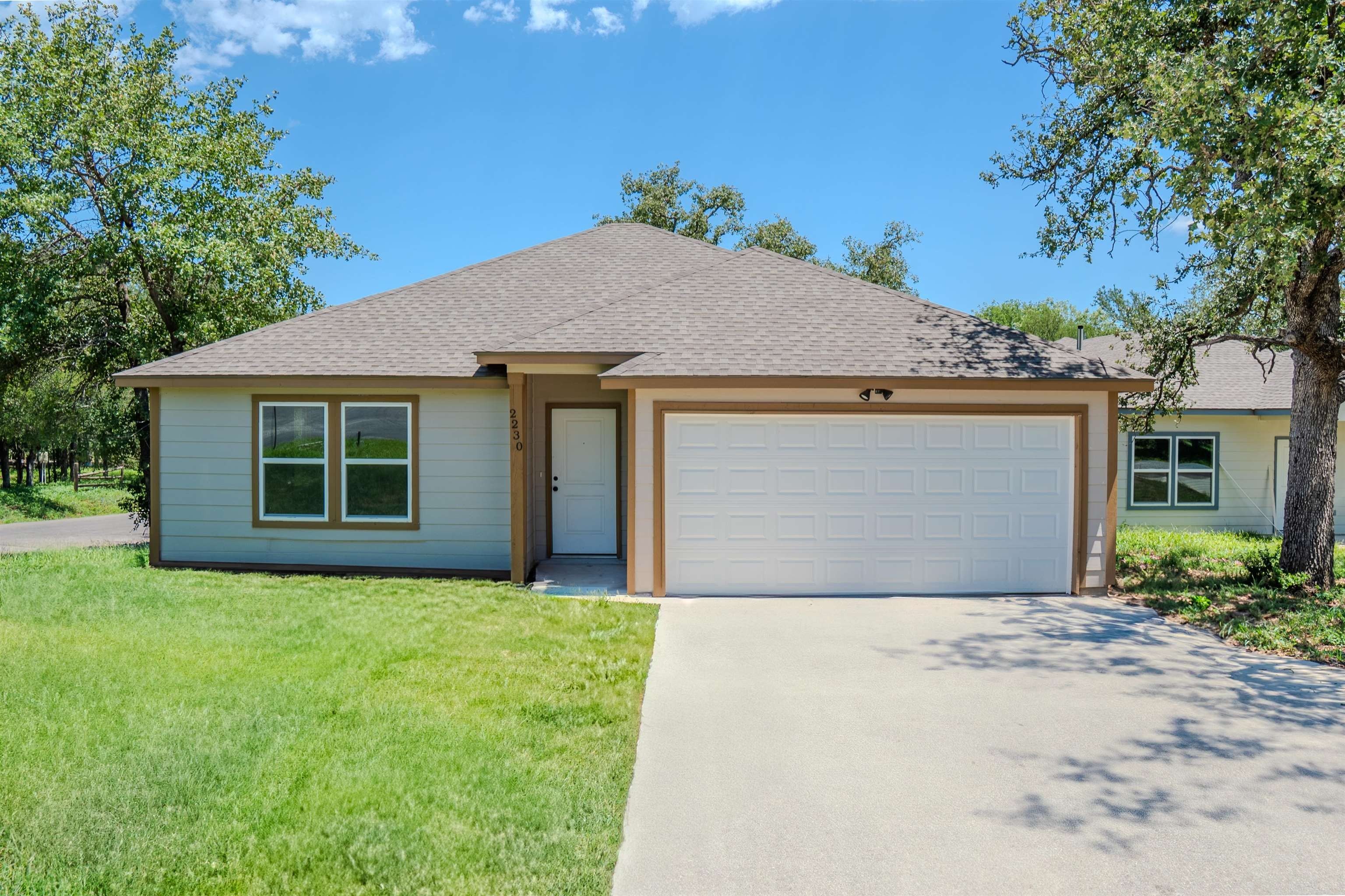 2220 McArthur Avenue, Kingsland, TX 78639, 3 Bedrooms Bedrooms, ,2 BathroomsBathrooms,Residential,For Sale,2220 McArthur Avenue,173864