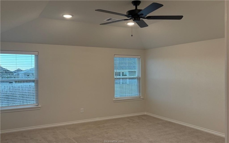 6204 Southern Cross Drive, College Station, TX 77845, 4 Bedrooms Bedrooms, ,2 BathroomsBathrooms,Residential,For Sale,6204 Southern Cross Drive,24011452