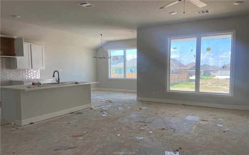 6204 Southern Cross Drive, College Station, TX 77845, 4 Bedrooms Bedrooms, ,2 BathroomsBathrooms,Residential,For Sale,6204 Southern Cross Drive,24011452