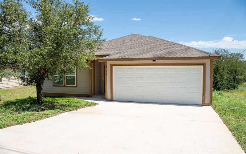 2182 McArthur Avenue, Kingsland, TX 78639, 3 Bedrooms Bedrooms, ,2 BathroomsBathrooms,Residential,For Sale,2182 McArthur Avenue,173866
