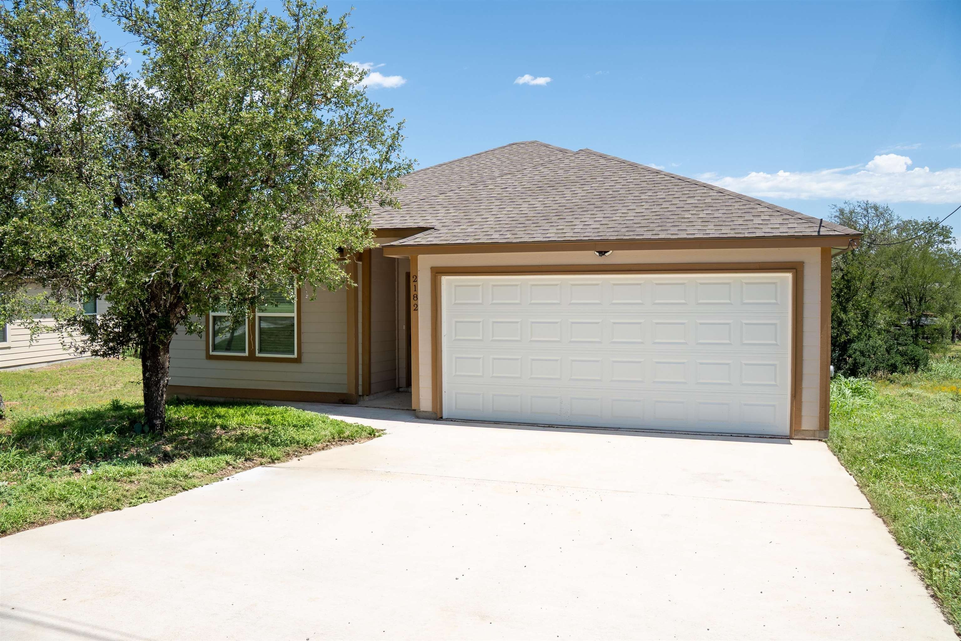 2230 McArthur Avenue, Kingsland, TX 78639, 3 Bedrooms Bedrooms, ,2 BathroomsBathrooms,Residential,For Sale,2230 McArthur Avenue,173867