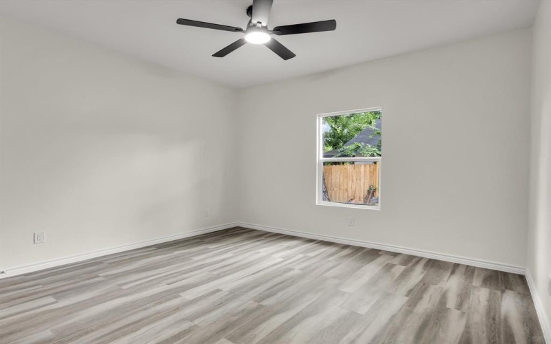 3526 Elsie Faye Heggins Street, Dallas, TX 75210, 3 Bedrooms Bedrooms, ,2 BathroomsBathrooms,Residential,For Sale,3526 Elsie Faye Heggins Street,20968233
