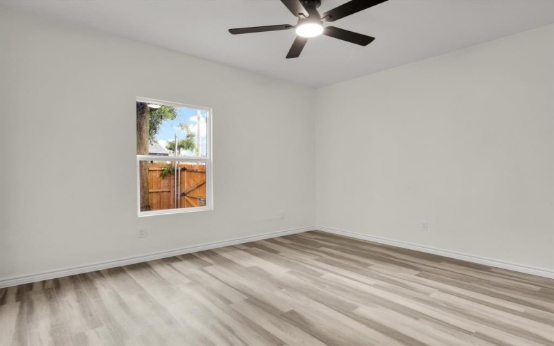 3526 Elsie Faye Heggins Street, Dallas, TX 75210, 3 Bedrooms Bedrooms, ,2 BathroomsBathrooms,Residential,For Sale,3526 Elsie Faye Heggins Street,20968233
