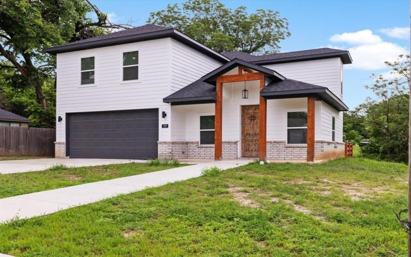709 S Church Street, Decatur, TX 76234, 3 Habitaciones Habitaciones , ,2 BañosBaños,Residential,En Venta,709 S Church Street,20969328