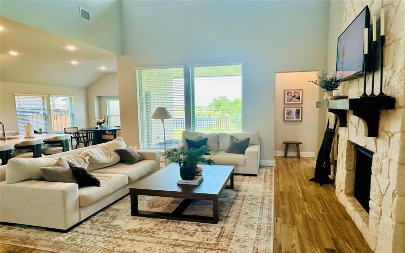 1227 Glasbury Glen Way, Forney, TX 75126, 4 Bedrooms Bedrooms, ,3 BathroomsBathrooms,Residential Lease,For Rent,1227 Glasbury Glen Way,20970037
