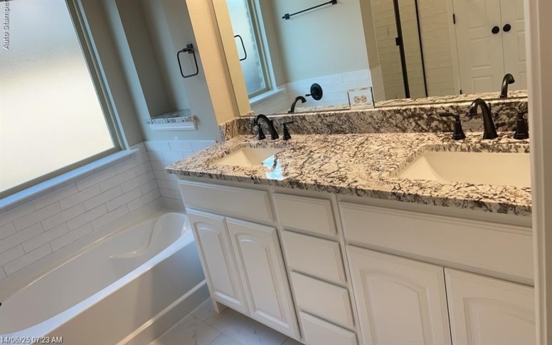 212 Navajo Trail, Alvarado, TX 76009, 4 Bedrooms Bedrooms, ,2 BathroomsBathrooms,Residential Lease,For Rent,212 Navajo Trail,20970052