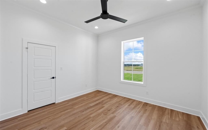 213 Amistad, McGregor, TX 76657, 5 Bedrooms Bedrooms, ,3 BathroomsBathrooms,Residential,For Sale,213 Amistad,20970068