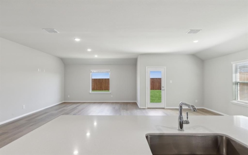 664 Briar Drive, Lavon, TX 75166, 3 Habitaciones Habitaciones , ,2 BañosBaños,Residential,En Venta,664 Briar Drive,20970265