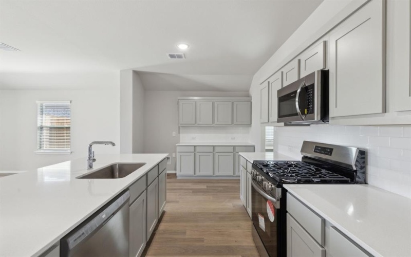 664 Briar Drive, Lavon, TX 75166, 3 Habitaciones Habitaciones , ,2 BañosBaños,Residential,En Venta,664 Briar Drive,20970265