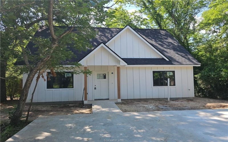 1112 Justine, Bryan, TX 77803, 3 Bedrooms Bedrooms, ,2 BathroomsBathrooms,Residential,For Sale,1112 Justine,25006536
