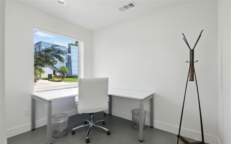 4640 Munger Avenue #102, Dallas, TX 75204, 2 Bedrooms Bedrooms, ,2 BathroomsBathrooms,Residential,For Sale,4640 Munger Avenue,20969718