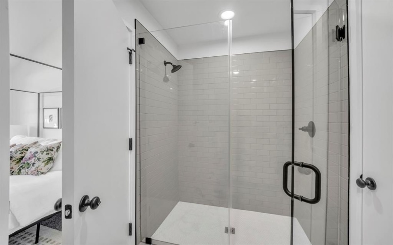 5806 Bryan Parkway #4, Dallas, TX 75206, 2 Habitaciones Habitaciones , ,2 BañosBaños,Residential Lease,En Alquiler,5806 Bryan Parkway,20970520