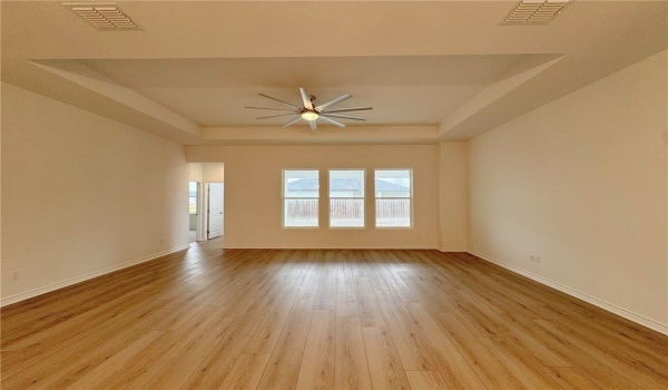 7822 Spiderman Drive, Corpus Christi, TX 78414, 4 Habitaciones Habitaciones , ,3 BañosBaños,Residential,En Venta,7822 Spiderman Drive,444321