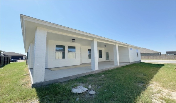 7822 Spiderman Drive, Corpus Christi, TX 78414, 4 Habitaciones Habitaciones , ,3 BañosBaños,Residential,En Venta,7822 Spiderman Drive,444321