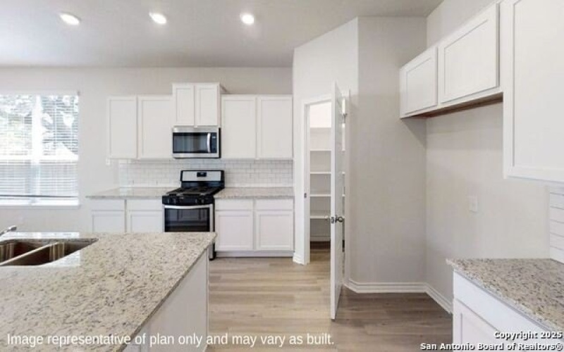 21042 Millstream Bend, San Antonio, TX 78266, 4 Habitaciones Habitaciones , ,3 BañosBaños,Residential,En Venta,21042 Millstream Bend,1875989