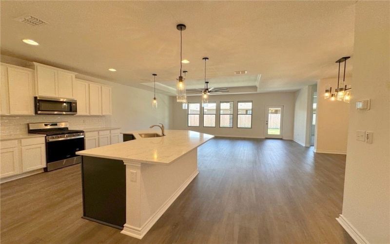 2610 Vista Del Sol Street, Corpus Christi, TX 78414, 4 Habitaciones Habitaciones , ,2 BañosBaños,Residential,En Venta,2610 Vista Del Sol Street,444325