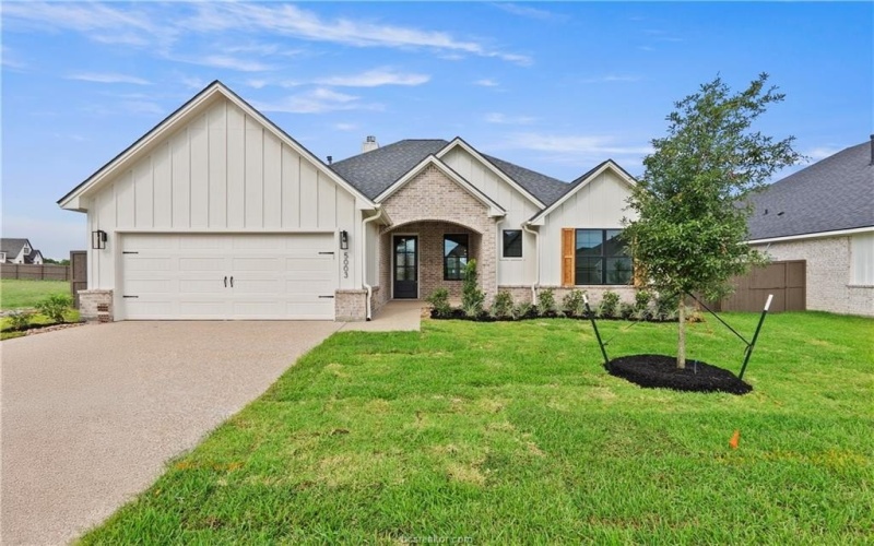 5003 Royal Arch Drive, Bryan, TX 77802, 3 Bedrooms Bedrooms, ,2 BathroomsBathrooms,Residential,For Sale,5003 Royal Arch Drive,25001751
