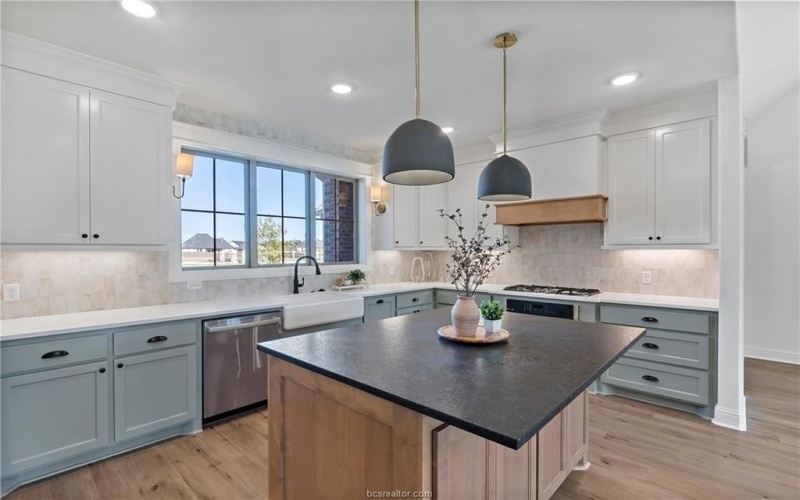2160 Madden, College Station, TX 77845, 4 Bedrooms Bedrooms, ,3 BathroomsBathrooms,Residential,For Sale,2160 Madden,25005909