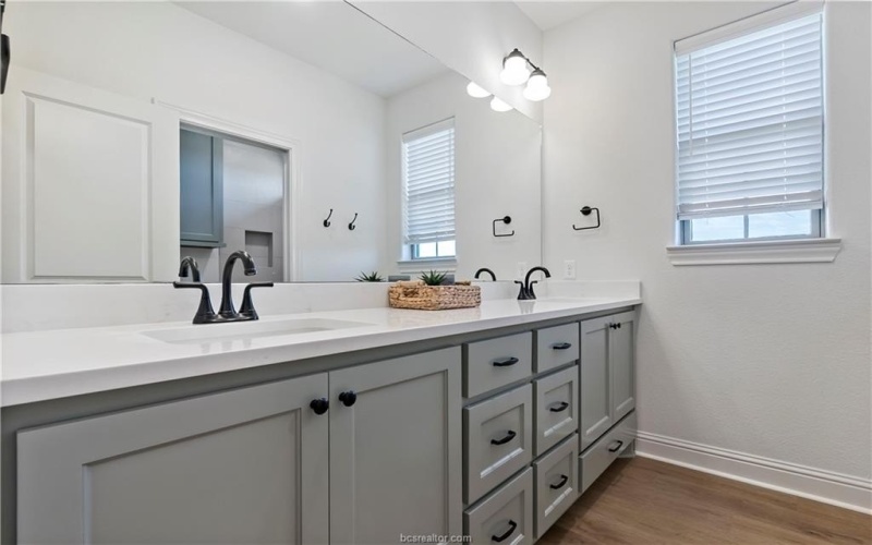 2160 Madden, College Station, TX 77845, 4 Bedrooms Bedrooms, ,3 BathroomsBathrooms,Residential,For Sale,2160 Madden,25005909