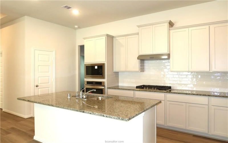 6306 Fulton Drive, College Station, TX 77845, 4 Habitaciones Habitaciones , ,3 BañosBaños,Residential Lease,En Alquiler,6306 Fulton Drive,25007004