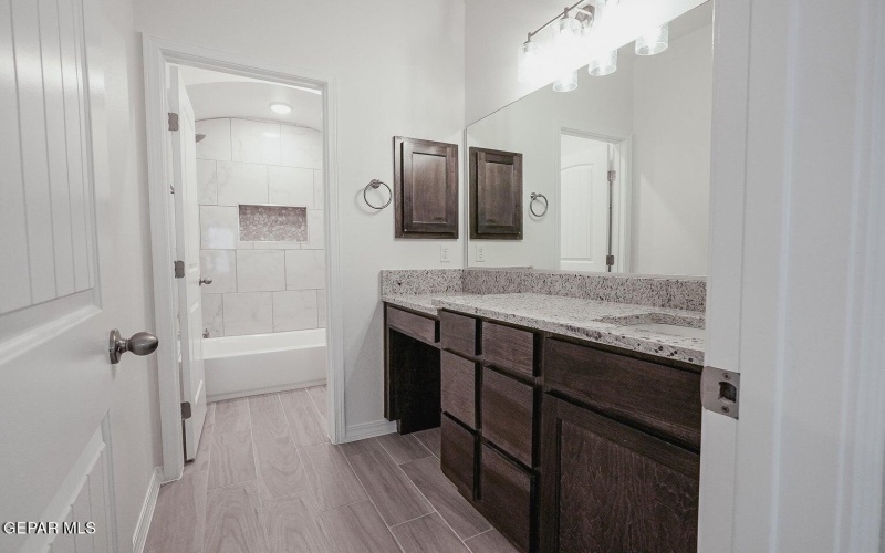 14309 Chris Zingo Lane, El Paso, TX 79928, 5 Habitaciones Habitaciones , ,3 BañosBaños,Residential,En Venta,14309 Chris Zingo Lane,924658
