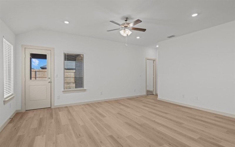 2335 150th, Lubbock, TX 79423, 4 Bedrooms Bedrooms, ,3 BathroomsBathrooms,Residential,For Sale,2335 150th,202416762