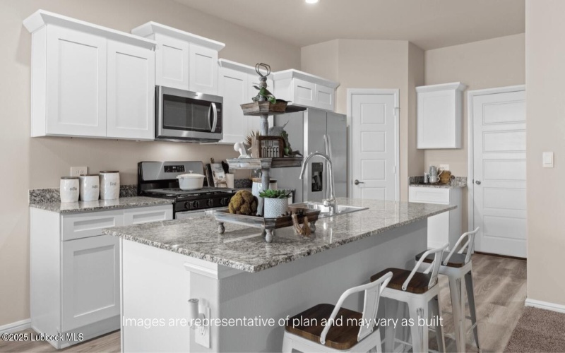 2337 149th Street, Lubbock, TX 79423, 4 Habitaciones Habitaciones , ,2 BañosBaños,Residential,En Venta,2337 149th Street,202556343