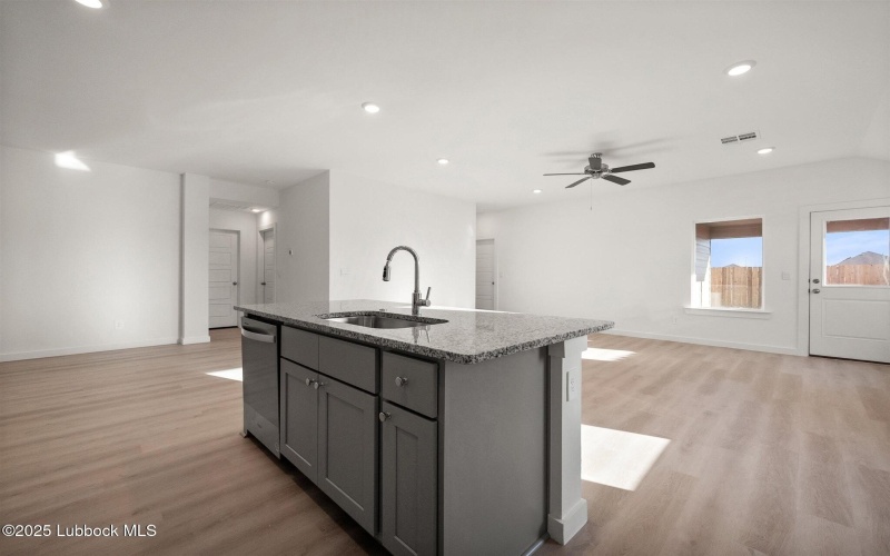 7803 93rd Street, Lubbock, TX 79424, 4 Bedrooms Bedrooms, ,3 BathroomsBathrooms,Residential,For Sale,7803 93rd Street,202556345