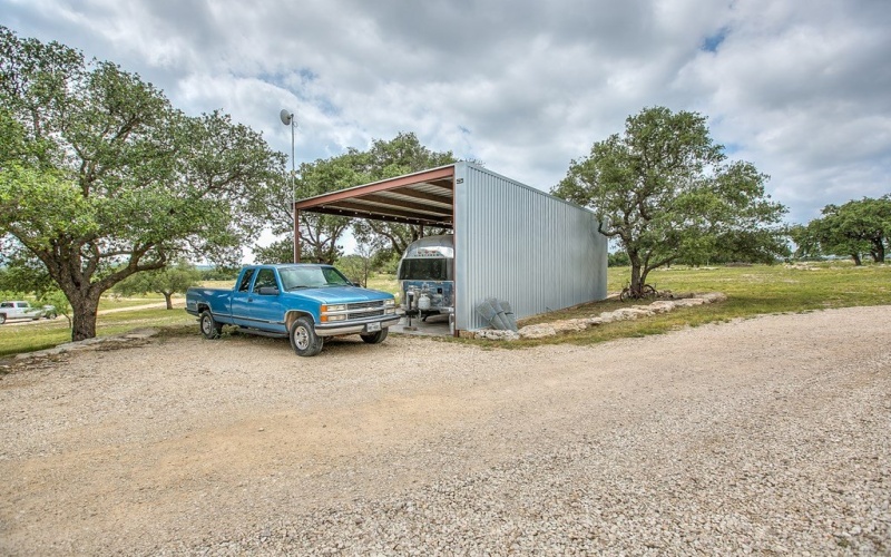 19621 Bluff Rd, Christoval, TX 76935, ,Commercial Sale,En Venta,19621 Bluff Rd,127869