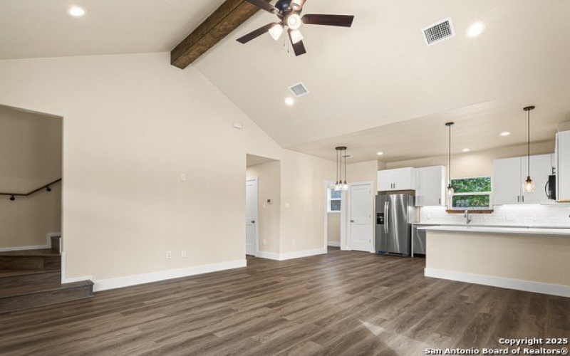 304 Riley Way, Kerrville, TX 78028, 3 Bedrooms Bedrooms, ,2 BathroomsBathrooms,Residential,For Sale,304 Riley Way,1876118