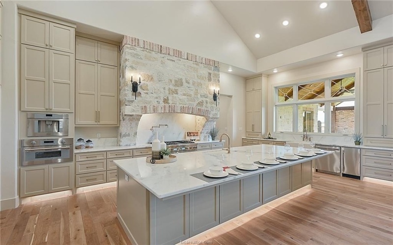 2317 Storyteller Court, College Station, TX 77845-2223, 5 Bedrooms Bedrooms, ,7 BathroomsBathrooms,Residential,For Sale,2317 Storyteller Court,24013303