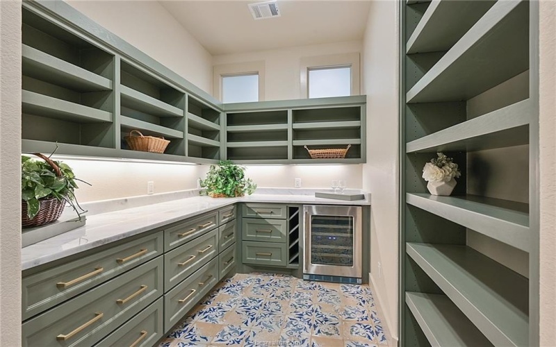 2317 Storyteller Court, College Station, TX 77845-2223, 5 Bedrooms Bedrooms, ,7 BathroomsBathrooms,Residential,For Sale,2317 Storyteller Court,24013303